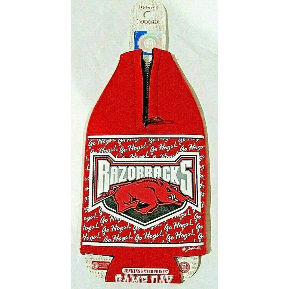 Arkansas Razorbacks Team Logo on Red Bottle Coolie